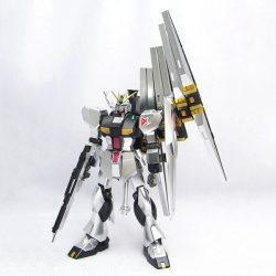 RX-93 Nu Gundam Metallic Coating Ver. - HGUC 1/144 - Mô hình Gundam chính hãng 3 Gundam
