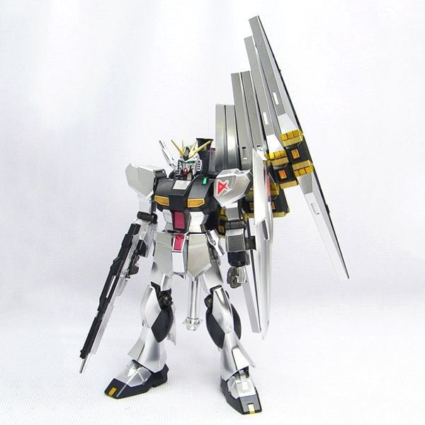 93_nu_gundam_metallic_coating_ver._-_hguc_-_mo_hinh_gundam_chinh_hang_3b270e112e264498b7ceb587c5475b86.jpg Gundam