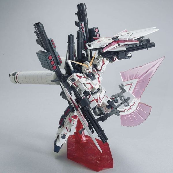 mua_ban_full_armor_unicorn_gundam_destroy_mode_red_hguc_gia_re_fb484093593f490ab8dd9b70bddf715f.jpg Gundam