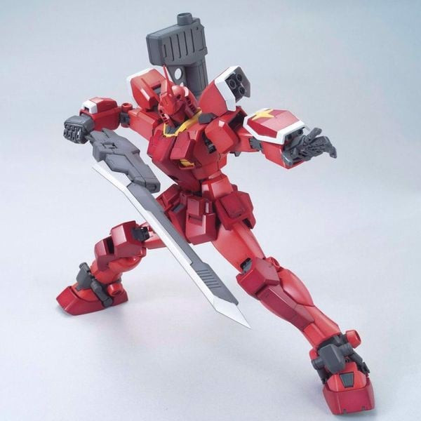 mua_ban_gundam_amazing_red_warrior_mg_gia_re_d8692b37a6c7405d9b8b8d4b2929b741_grande.jpg Gundam