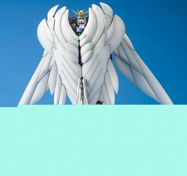 mua_wing_gundam_zero_custom_mg_bandai.jpg Gundam